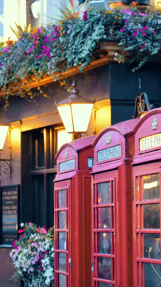At 80+, She Still Shows Up Every Day (Inside Nina Campbell’s London Shop)